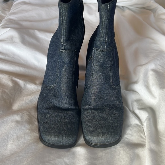 Add to bundle, I’ll send DISCOUNT! Denim boots! Size 7.5 - Picture 2 of 6